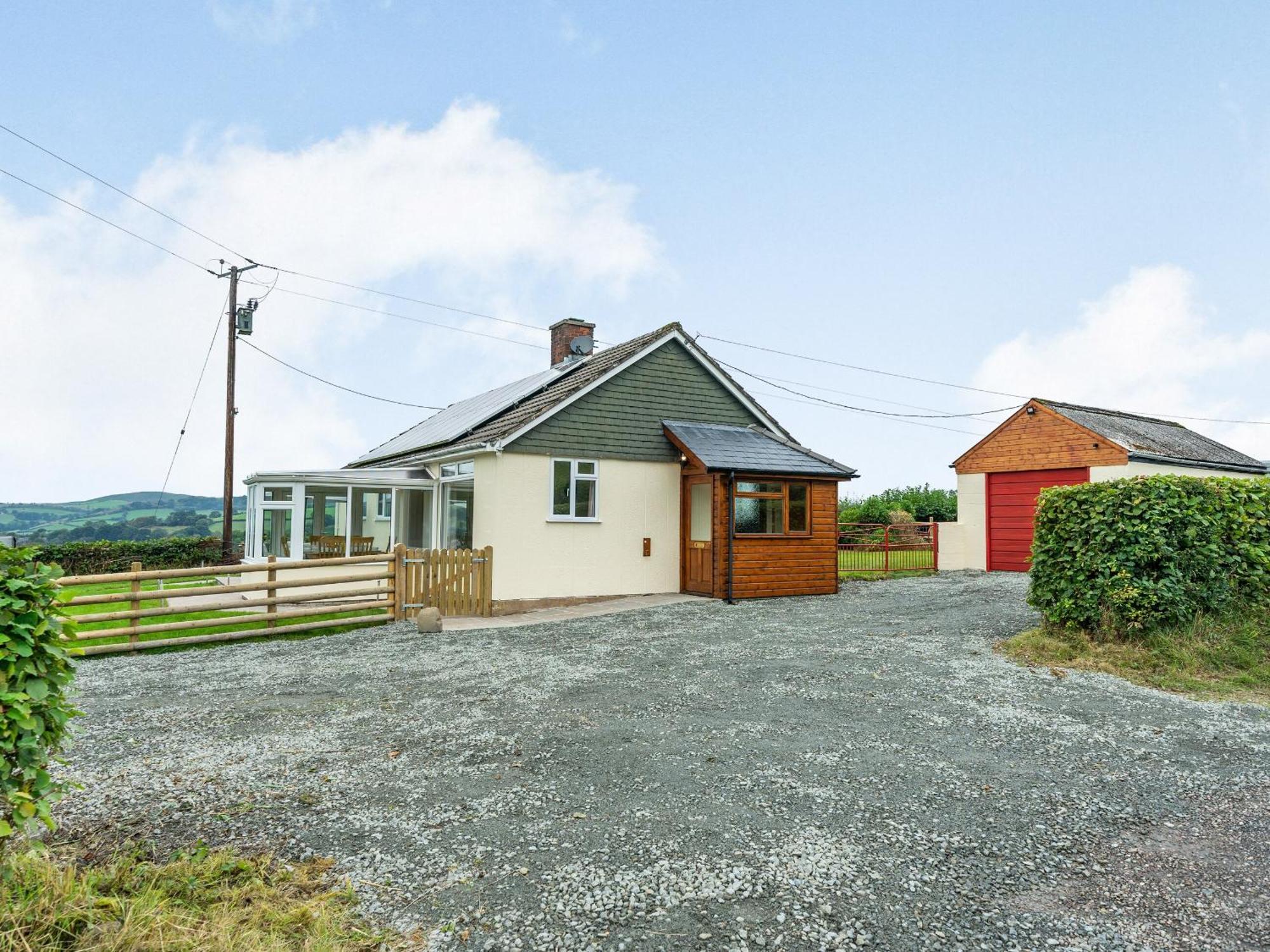 Meadowcroft Villa Bettws Disserth Kültér fotó