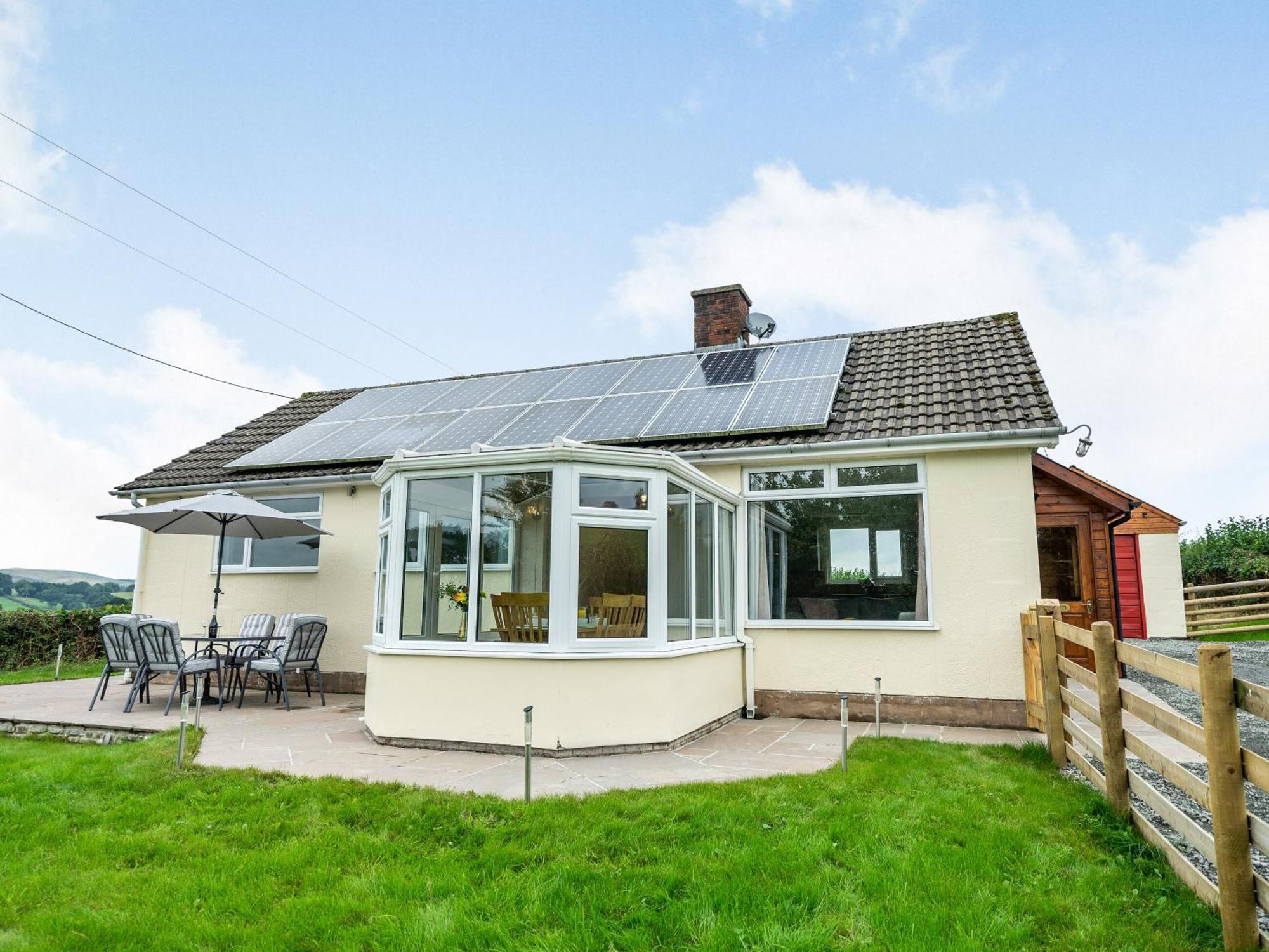Meadowcroft Villa Bettws Disserth Kültér fotó